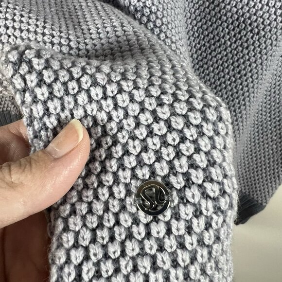 Lululemon Logo Warm & Restore Merino Wool Turtleneck Tunic Knit Sweater Women 10 - Picture 9 of 9